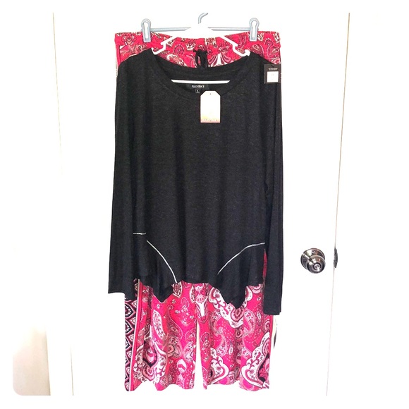 Ellen Tracy Other - NWT Ellen Tracy long-sleeve pajamas size L